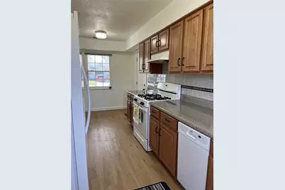 118 Nichols Street, Irving, TX 75060 - Photo 5