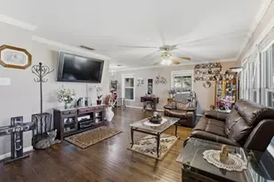 301 Ovilla Rd, Waxahachie, TX 75167 - Photo 11