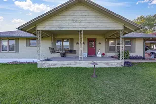 301 Ovilla Rd, Waxahachie, TX 75167 - Photo 3