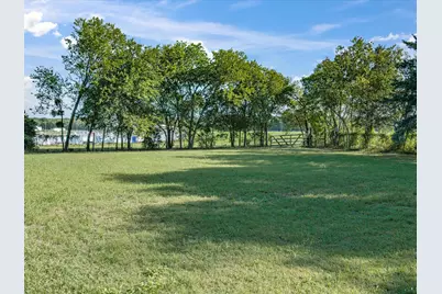 301 Ovilla Road, Waxahachie, TX 75167 - Photo 7