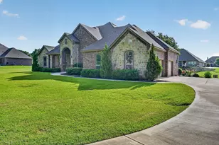 197 Ellis Creek Dr, Weatherford, TX 76085 - Photo 3