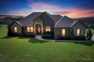 197 Ellis Creek Dr, Weatherford, TX 76085 - Photo 1