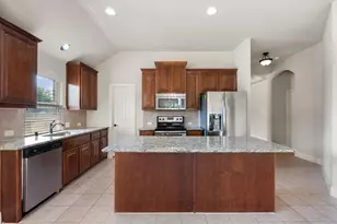6633 Meadow Glen Dr, Midlothian, TX 76065 - Photo 9
