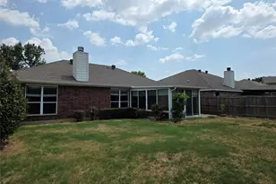 307 Dimes St, Arlington, TX 76002 - Photo 17