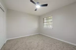 1723 E Grauwyler Rd, Irving, TX 75061 - Photo 35
