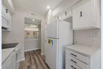 1723 E Grauwyler Road #122, Irving, TX 75061 - Photo 31