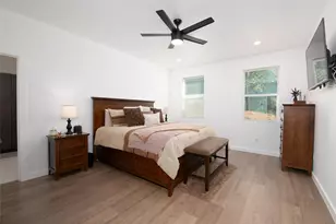 209 Lanai Dr, Runaway Bay, TX 76426 - Photo 23