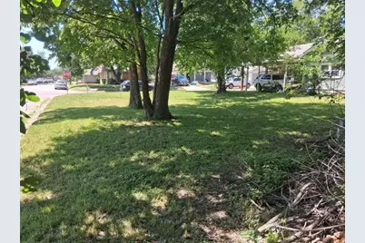 802 N Commerce Street, Gainesville, TX 76240 - Photo 1