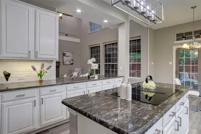 6009 Charleston Drive, Frisco, TX 75035 - Photo 11