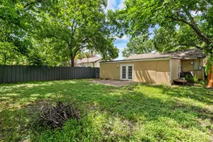 1924 Connally St, Waco, TX 76711 - Photo 23