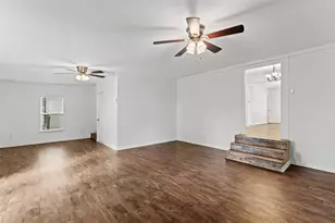 1924 Connally St, Waco, TX 76711 - Photo 5