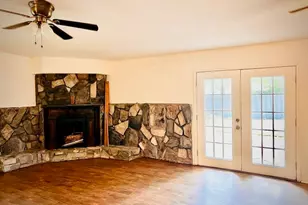 1924 Connally St, Waco, TX 76711 - Photo 7