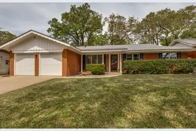 712 Joanna Drive, Hurst, TX 76053 - Photo 1