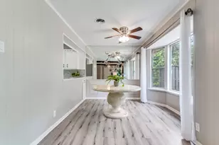 712 Joanna Dr, Hurst, TX 76053 - Photo 9