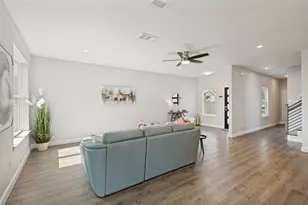 512 Phinney Ave, Cockrell Hill, TX 75211 - Photo 5