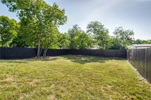 512 Phinney Ave, Cockrell Hill, TX 75211 - Photo 25