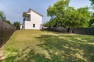 512 Phinney Ave, Cockrell Hill, TX 75211 - Photo 23