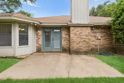 6308 Hunters Glen Drive, Watauga, TX 76148 - Photo 23