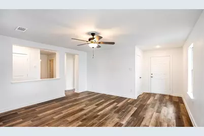 911 Hems Lane, Arlington, TX 76001 - Photo 3