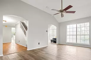 5112 Oak Gate Ct, Arlington, TX 76016 - Photo 9