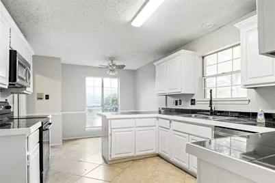 5112 Oak Gate Court, Arlington, TX 76016 - Photo 13