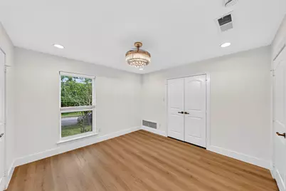 4008 Acapulco Street, Irving, TX 75062 - Photo 23