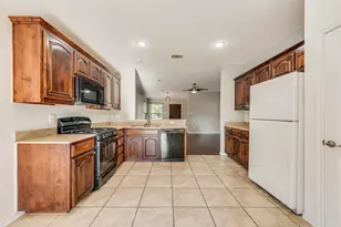 5160 Britton Ridge Ln, Fort Worth, TX 76179 - Photo 5