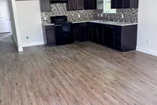 714 Cedarcrest Dr, Tool, TX 75143 - Photo 3