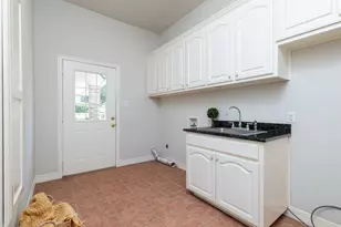 1917 Woodland Hills Ln, Weatherford, TX 76087 - Photo 27