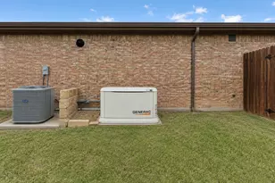 4600 Fringetree Wy, Fort Worth, TX 76036 - Photo 5