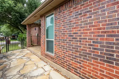 1803 Fern Court, Grapevine, TX 76051 - Photo 27