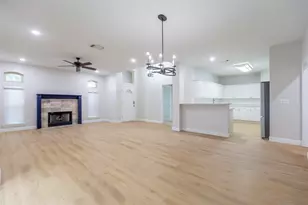 1803 Fern Ct, Grapevine, TX 76051 - Photo 3