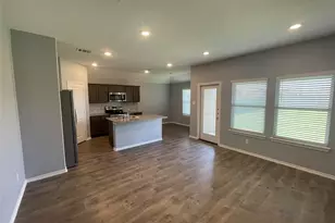 825 Alton Dr, Aubrey, TX 76227 - Photo 5
