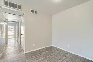 3504 Fawn Valley Dr, Dallas, TX 75224 - Photo 5