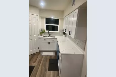 1266 Hortense Avenue, Dallas, TX 75216 - Photo 15
