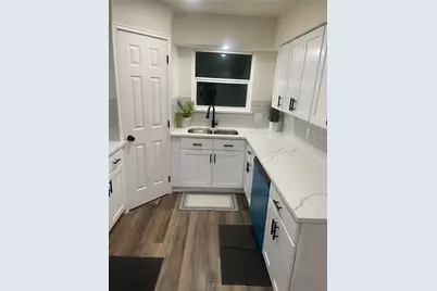 1266 Hortense Avenue, Dallas, TX 75216 - Photo 11
