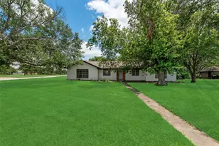 906 Mesquite Ln, Mexia, TX 76667 - Photo 1
