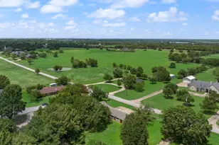 906 Mesquite Ln, Mexia, TX 76667 - Photo 35