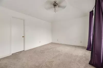 1613 Kingspoint Drive, Carrollton, TX 75007 - Photo 11