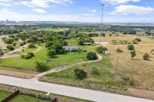 3704 Old Fort Worth Rd, Midlothian, TX 76065 - Photo 3