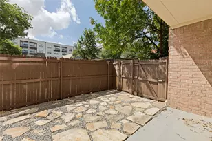 4002 Brownstone Ct, Dallas, TX 75204 - Photo 21