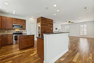 4002 Brownstone Ct, Dallas, TX 75204 - Photo 9