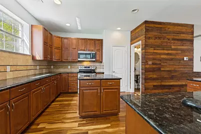 4002 Brownstone Court, Dallas, TX 75204 - Photo 7