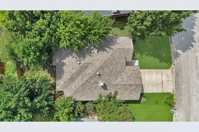 10513 Fossil Hill Drive, Fort Worth, TX 76131 - Photo 5