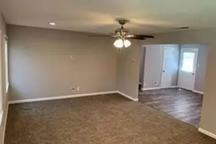 2117 N Hickory St, Sherman, TX 75092 - Photo 5