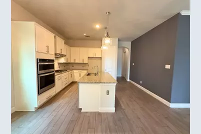 302 Julia Lane, Euless, TX 76040 - Photo 7