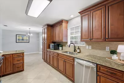 2007 Redwood Trail, Grapevine, TX 76051 - Photo 9