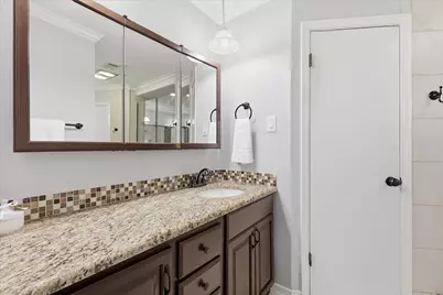 2007 Redwood Trail, Grapevine, TX 76051 - Photo 15