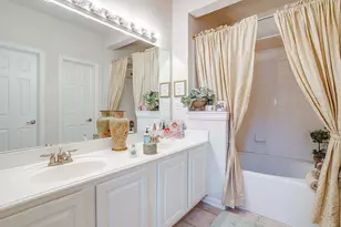 8005 Caladium Dr, North Richland Hills, TX 76180 - Photo 29
