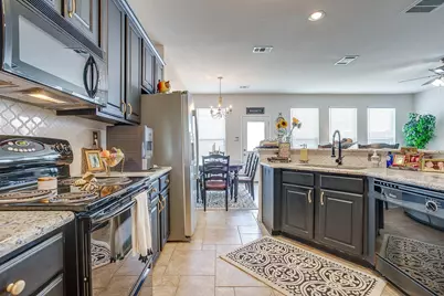8005 Caladium Drive, North Richland Hills, TX 76180 - Photo 23